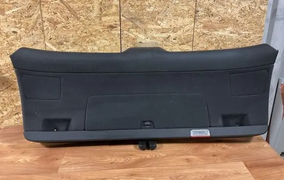Audi A4 S4 B7 8E 8H Tailgate trim 8E9867979B
