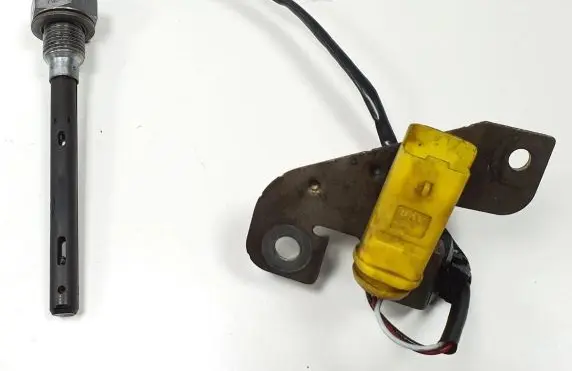Ford Transit Oil level sensor 6U3Q6C624AE