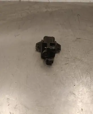 Peugeot Partner Sliding door middle roller runner 9680486480