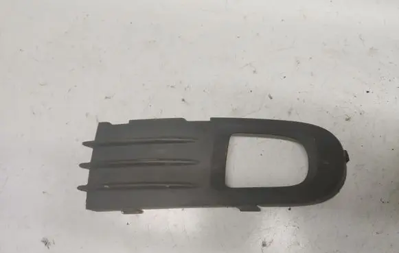 Volvo V50 Front fog light trim/grill 30655884