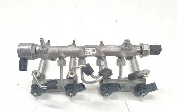 Volkswagen PASSAT B8 Fuel main line pipe 04L089G