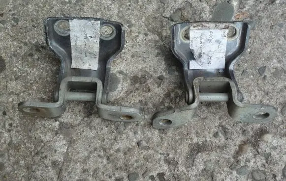 KIA Rio Rear door hinge set 