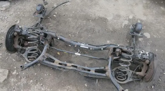 Volkswagen Golf VI Rear subframe 