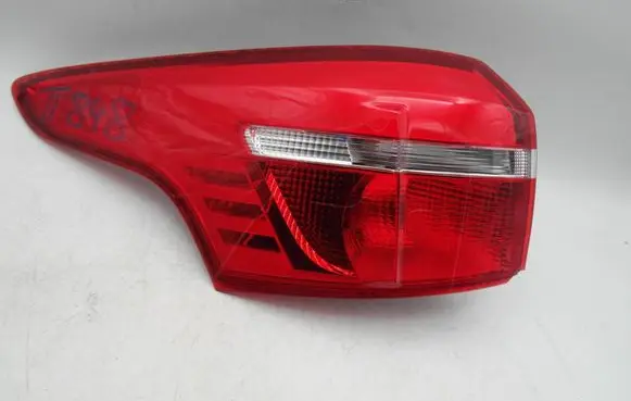 Ford Focus Rear/tail lights F1EB-13405-DB