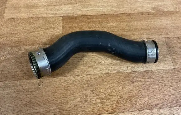 Volkswagen Golf V Intercooler hose/pipe