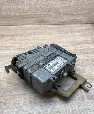 Volkswagen Polo Engine control unit/module ECU 030906027AA 0261204616 617
