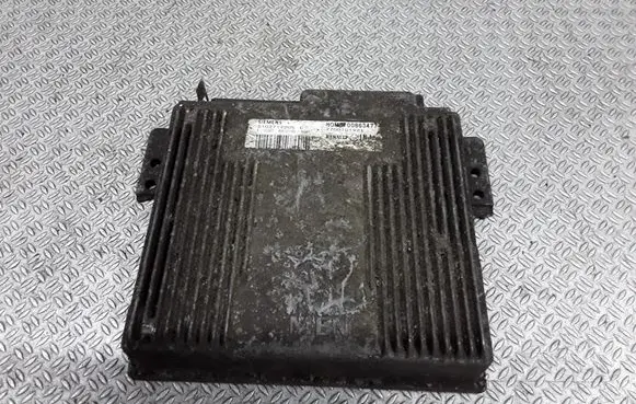 Renault Laguna I Engine control unit/module S103717205C 7700101921