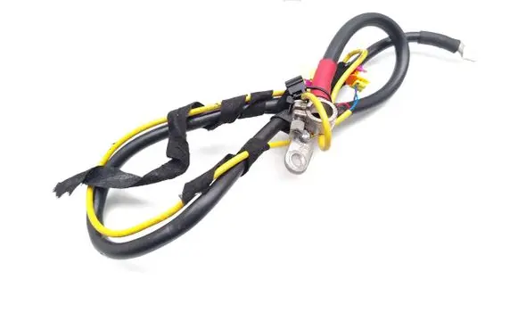 Audi A6 S6 C6 4F Positive cable (battery) 