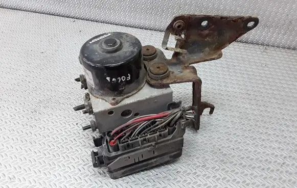 Ford Focus ABS Pump 10092501153 5WK84031