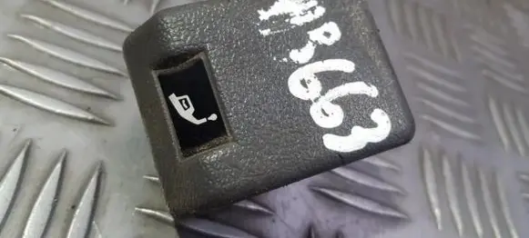 Mitsubishi Pajero Fuel tank opening switch 