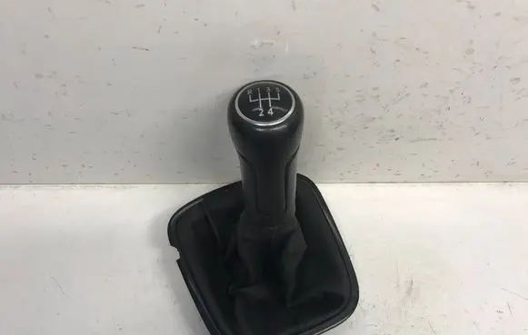 Volkswagen Polo V 6R Gear lever shifter trim leather/knob 6R0711113 6R0711456 6R0711113NGC