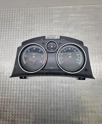 Opel Zafira B Speedometer (instrument cluster) 13225981 SW6607