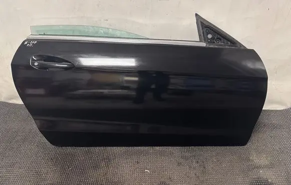 Mercedes-Benz E A207 Door (2 Door Coupe) 197
