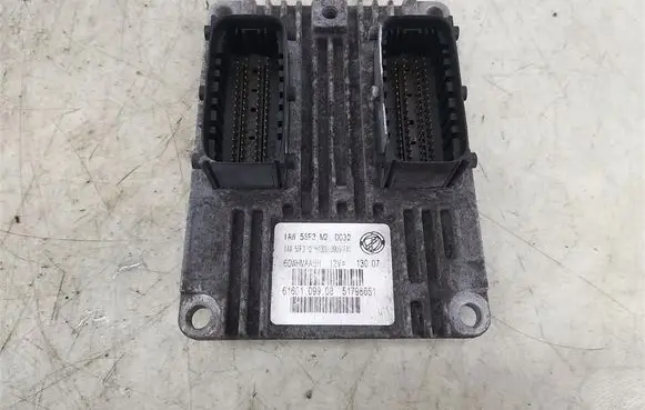 Fiat Grande Punto Engine control unit/module 51798651