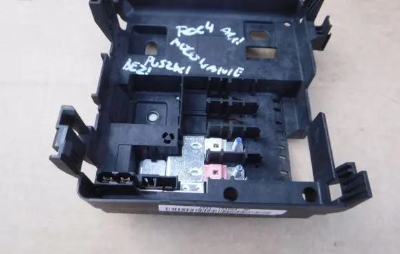 Ford Focus Fuse module JX6T14A094AC