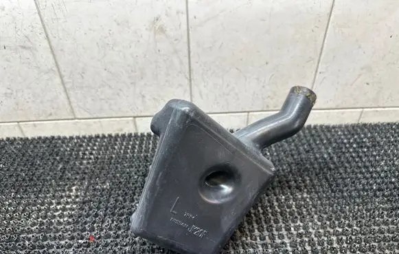 Intake resonator