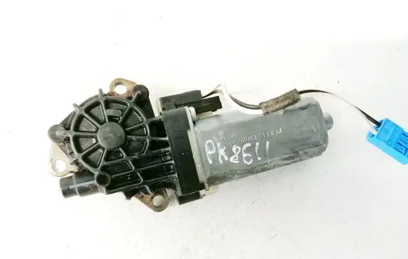 Mercedes-Benz C W203 Seat adjustment motor 0390203001