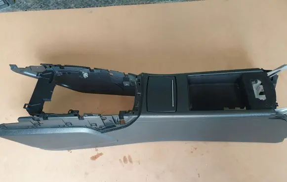 Audi A6 S6 C7 4G Center console 