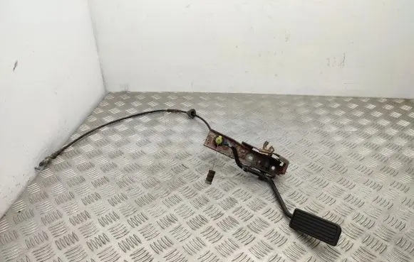 Honda FR-V Accelerator throttle pedal PKC07Q
