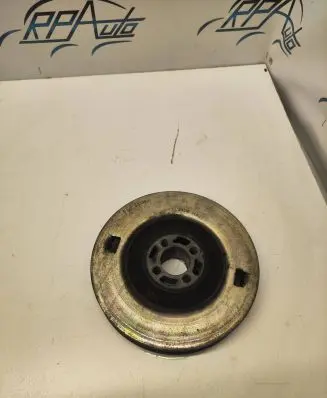Opel Zafira B Crankshaft pulley 55196301
