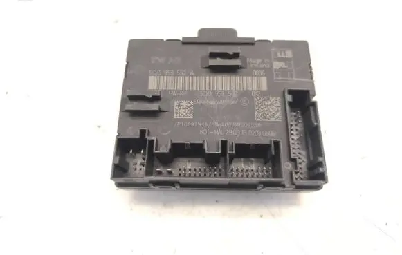 Volkswagen Golf VII Door control unit/module 5Q0959592A