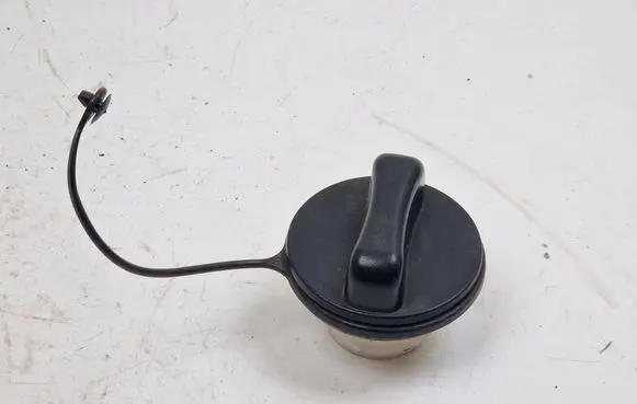 Nissan Qashqai Fuel tank filler cap 