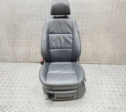 Volkswagen Amarok Front driver seat 2H0881106