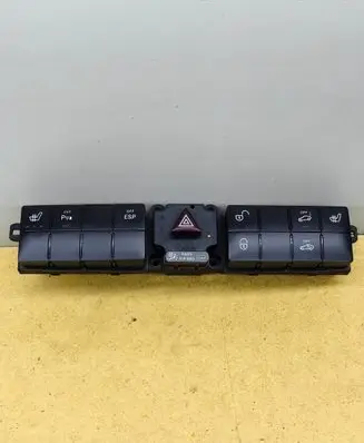 Mercedes-Benz C W203 Hazard light switch 2038703610 0326048001 33636002