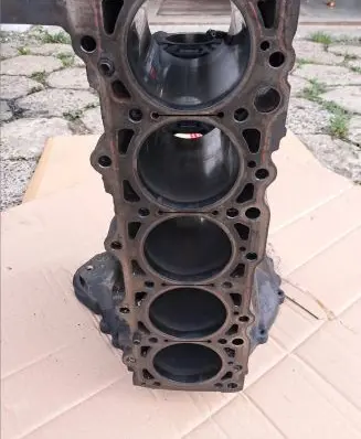 Mercedes-Benz T1 Engine block 6020112401