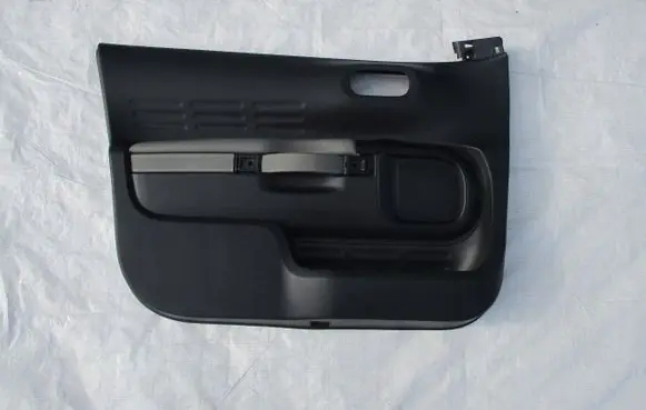 Citroen C4 Cactus Front door card panel trim