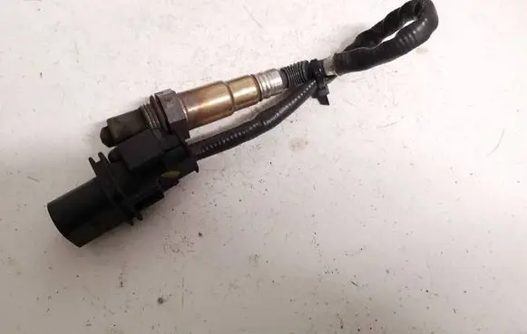 BMW 5 F10 F11 Lambda probe sensor 779160001 0281004018