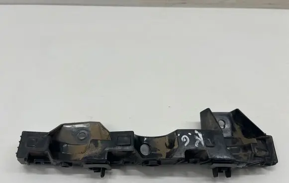 Renault Captur II Rear bumper mounting bracket 850456579R