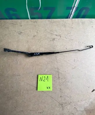 Volkswagen Golf III Front wiper blade arm 1H1955409B