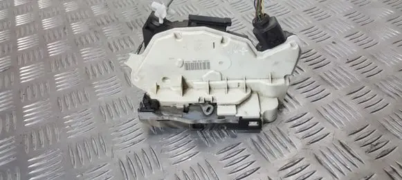 Seat Ibiza IV (6J,6P) Front door lock 5N2837015C