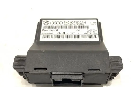 Volkswagen PASSAT B7 Gateway control module 7N0907530AH