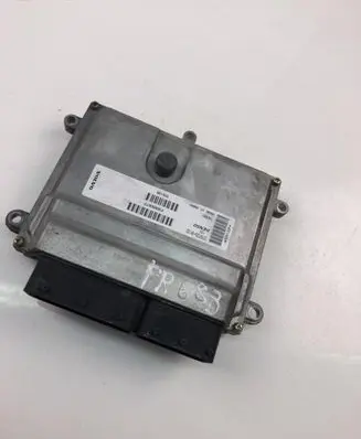 Volvo S40 Engine control unit/module P30650677