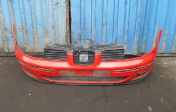 Seat Leon (1M) Front bumper 1M0807221E