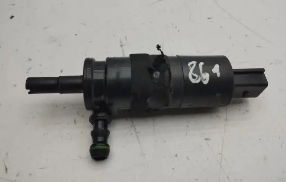 Audi A7 S7 4G Headlight washer pump 3B7955681