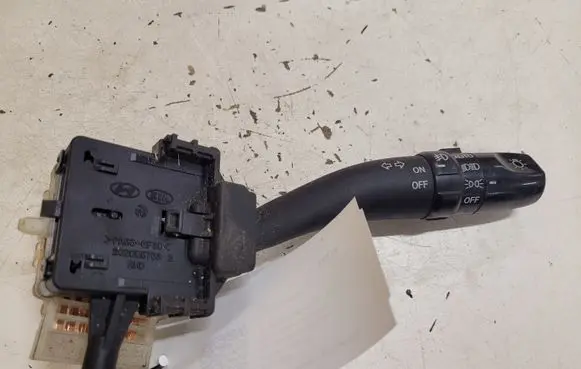 Hyundai Santa Fe Indicator stalk 202005763