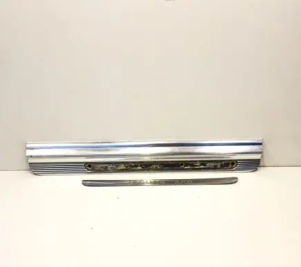 Jaguar XK8 - XKR (A) pillar trim