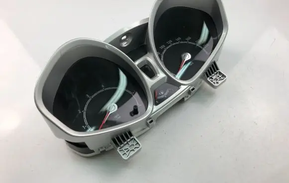 Ford Fiesta Speedometer (instrument cluster) 8A6T10849EL