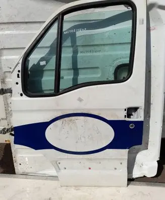 Renault Master II Front door 7751474636