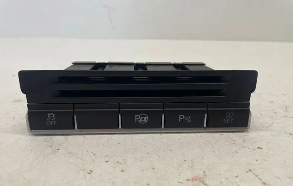 Volkswagen Touran II A set of switches 1T1927132AC SN50051