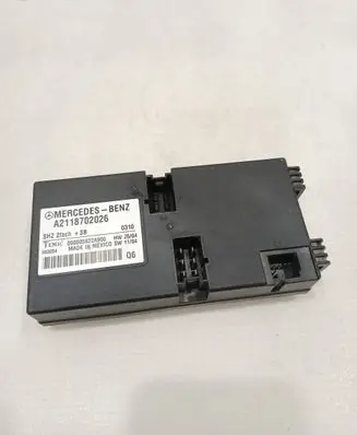 Mercedes-Benz GL X164 Seat control module A2118702026 000005822A900 003354