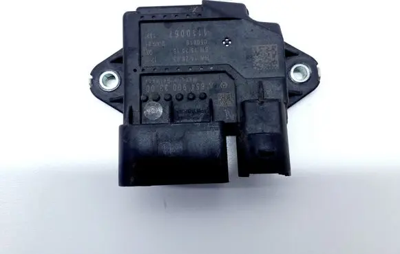 Mercedes-Benz C W205 Glow plug pre-heat relay A6549003300