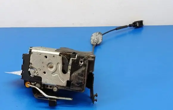 Ford Fiesta Rear door lock 