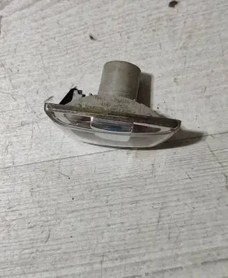 Opel Corsa E Front fender indicator light 20935