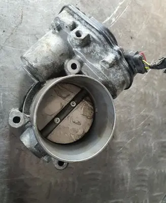 Ford Explorer Throttle valve B1208B0461