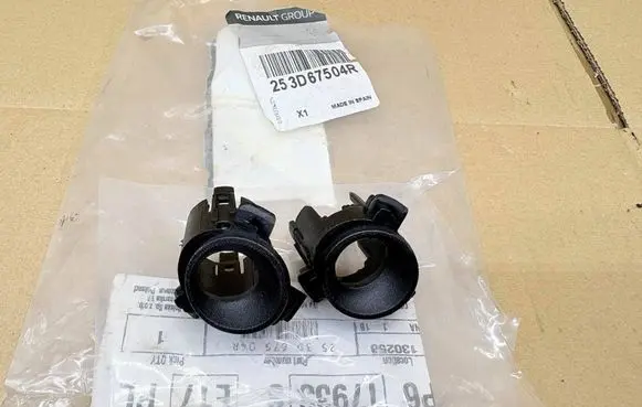 Renault Kadjar Front parking sensor holder (PDC) 253D67504R