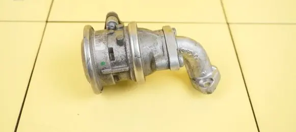 Audi A6 S6 C6 4F EGR thermostat 72277814 BDW
